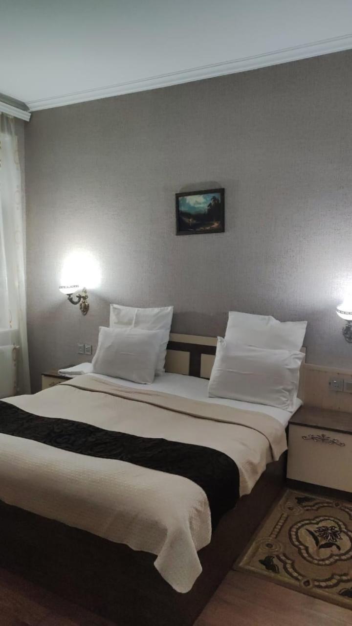 Es Hotel Kolifey 奥古兹 外观 照片